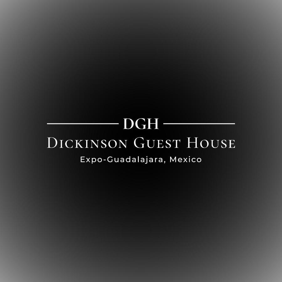 Dickinson Guest House, Guadalajara Expo ภายนอก รูปภาพ